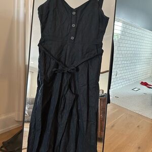 linen/cotton Black Sleeveless Jumpsuit (cropped)